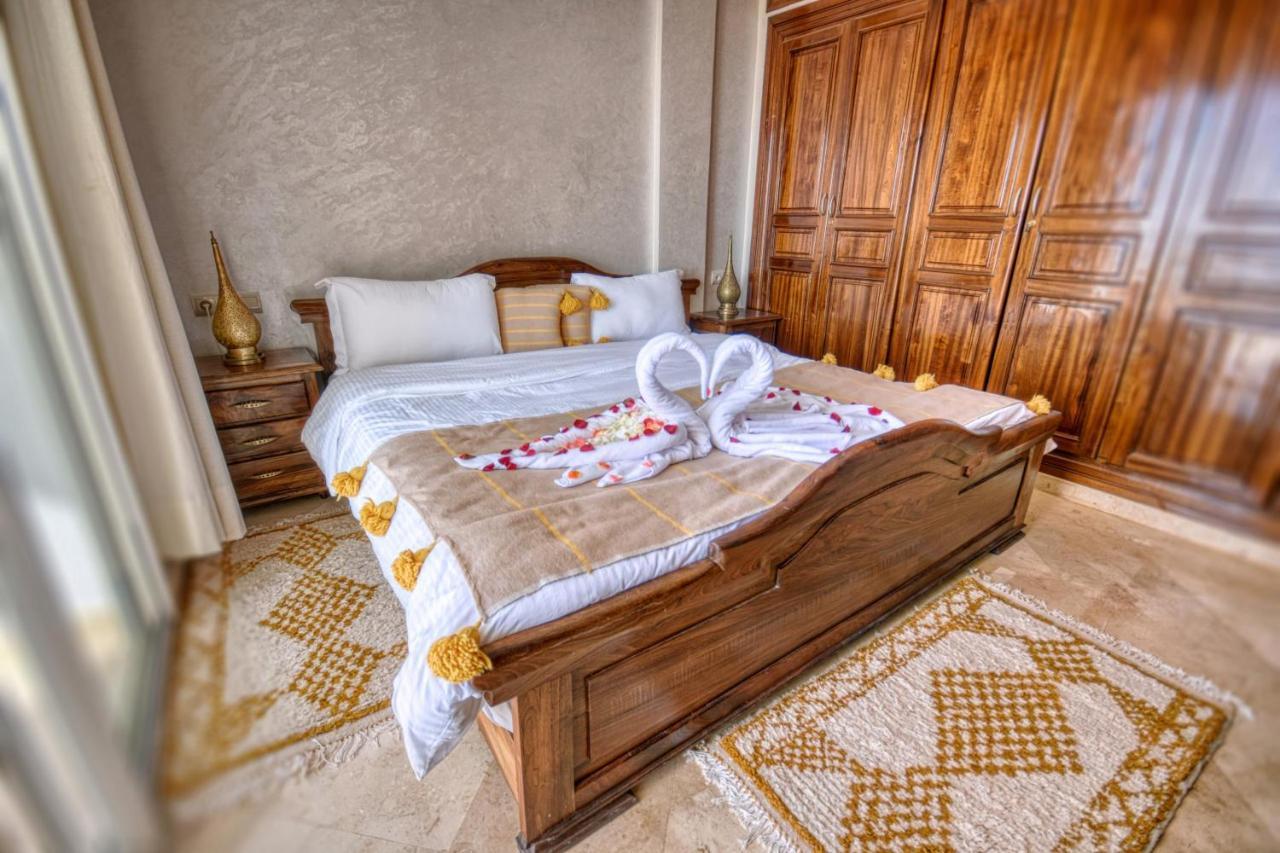 Blue Wave Lodge Agadir n'Ait Sa Rom bilde