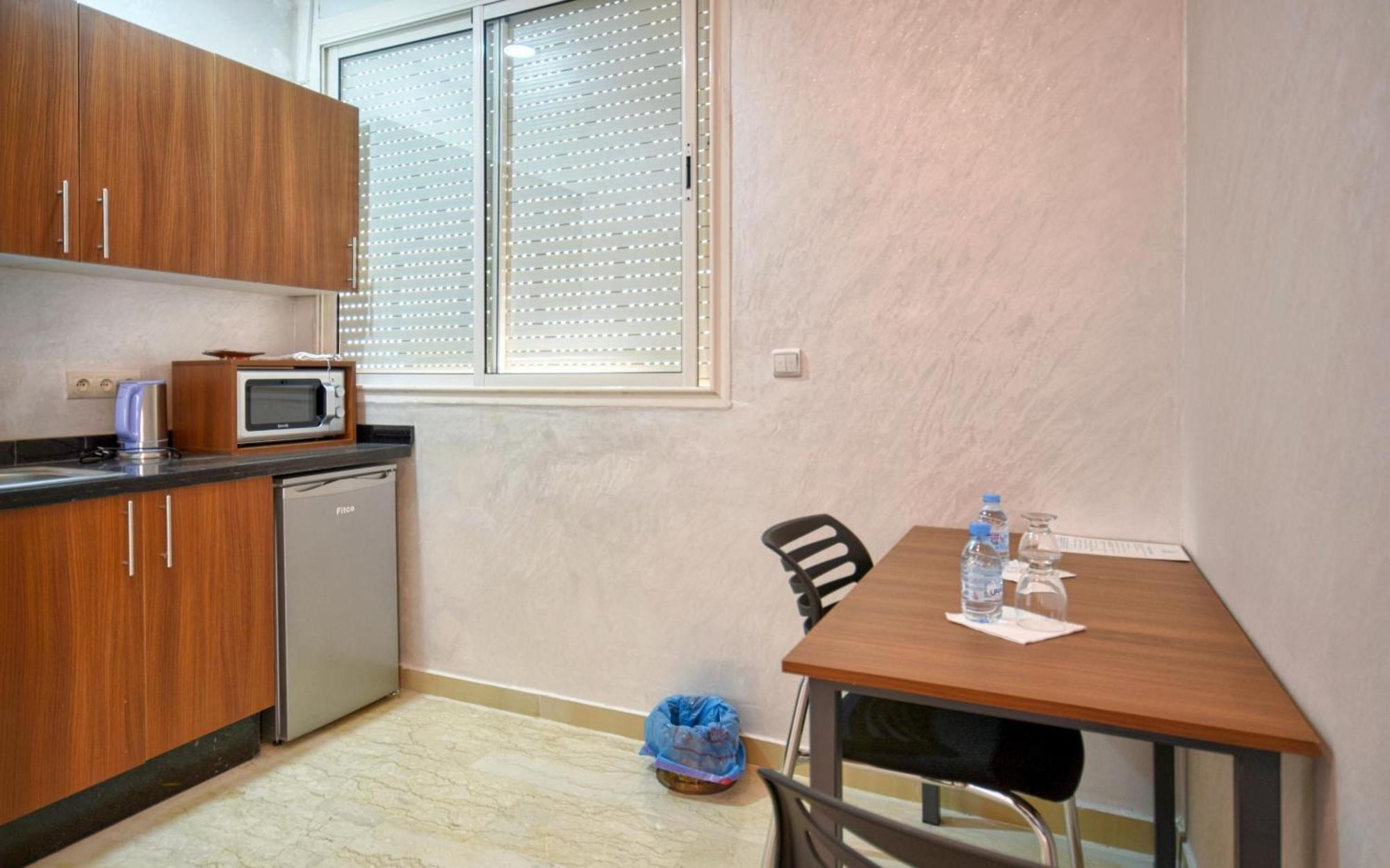 Blue Wave Lodge Agadir n'Ait Sa Rom bilde