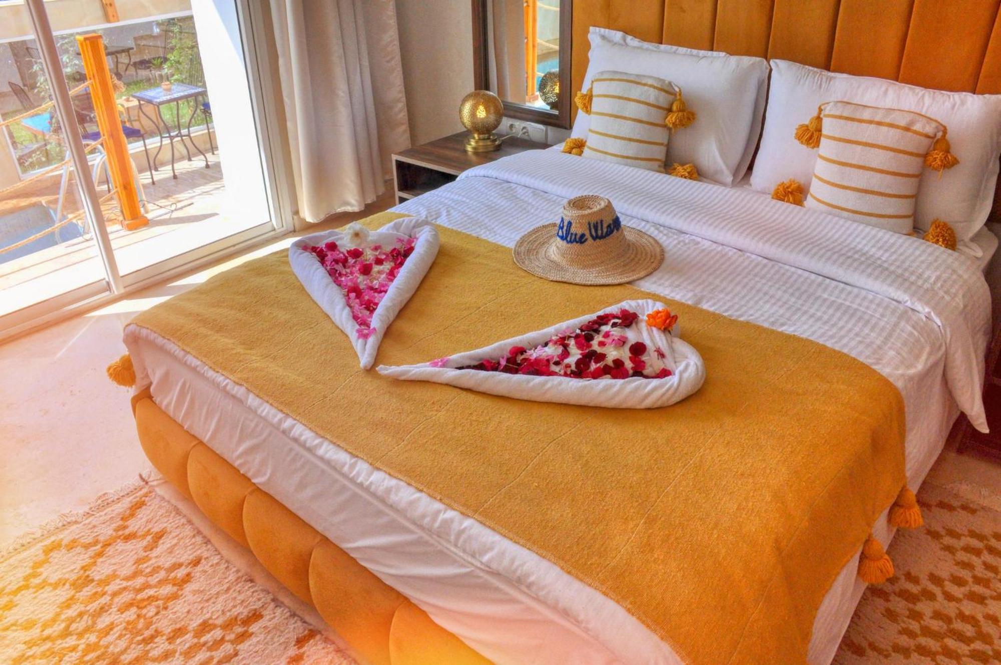 Blue Wave Lodge Agadir n'Ait Sa Rom bilde