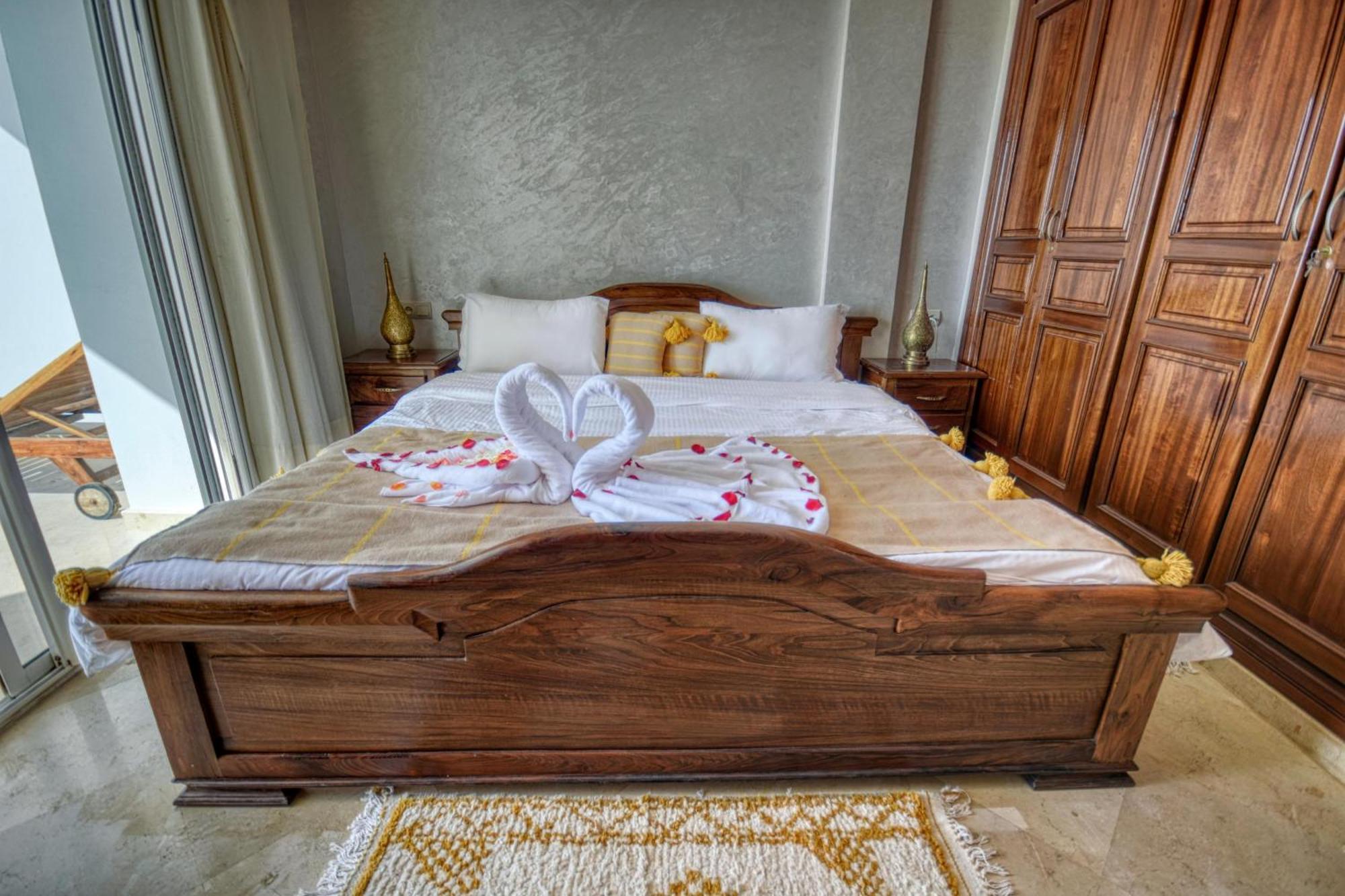 Blue Wave Lodge Agadir n'Ait Sa Rom bilde